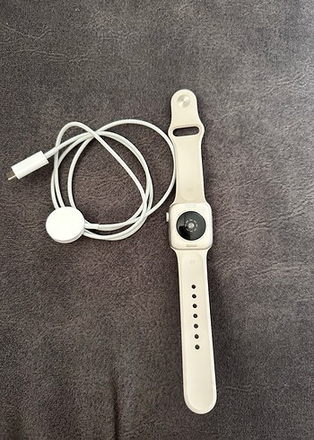 Apple Watch SE-40 mm-Akıllı Saat ve Şarj Kablosu