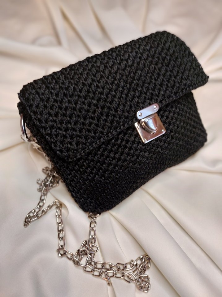 Zincir Detaylı Siyah Örgü Kadın Çanta - Görsel 2