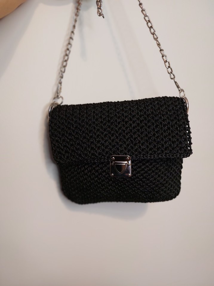 Zincir Detaylı Siyah Örgü Kadın Çanta - Görsel 5