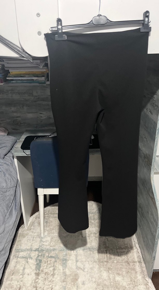 Siyah Kadın Midi İspanyol Paça Pantolon - Görsel 3