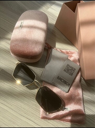 Miu miu gözlük
