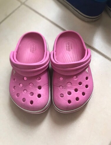 Pembe crocs çocuk terlik