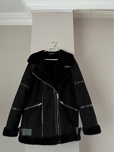 m Beden siyah Renk PULL&BEAR MONT