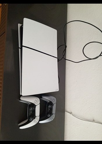 Sony Sony PlayStation 5 Konsol ve 2 Kontrolcü