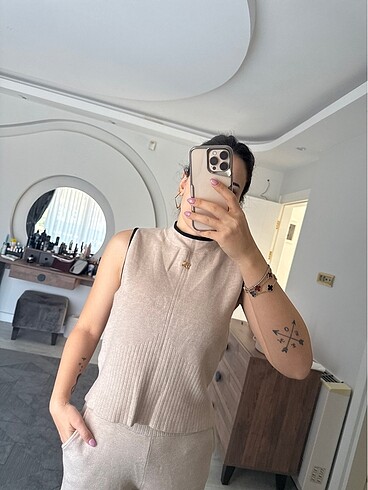 Celine Celine takım