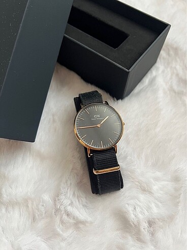 Daniel Wellington Petite Dower