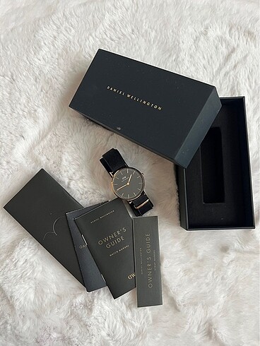 Beden Daniel Wellington Petite Dower