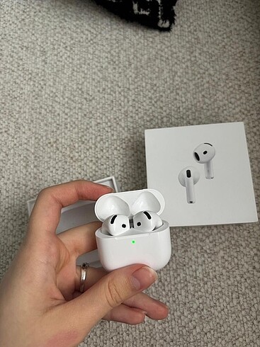 Beden Renk Apple AirPods 4. Nesil Slikonsuz Güncel Model