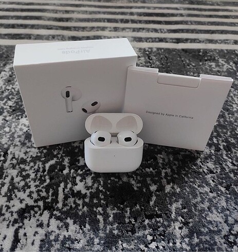 Apple Apple AirPods 3. Nesil Slikonsuz Güncel Model