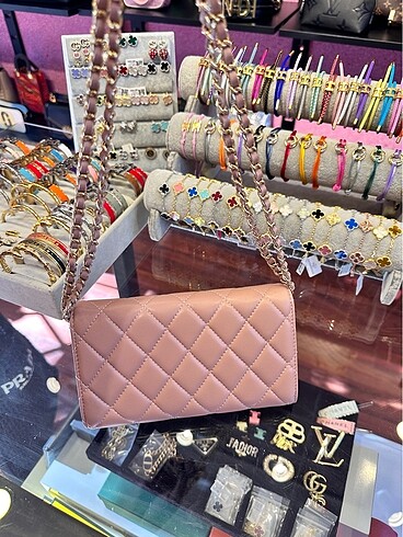Chanel Chanel wallet on chain