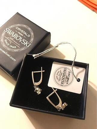 Swarovski taşlı küpe