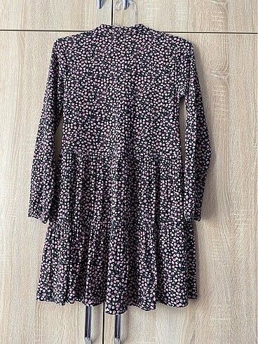 xs Beden Pull and bear mini çiçekli elbise