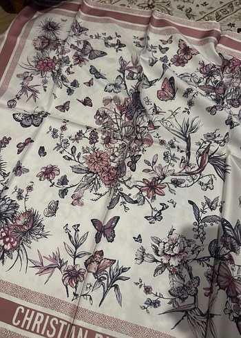 Çiçek ve Kelebek Desenli Bohem Kadın ipek twıll eşarp - Görsel 2