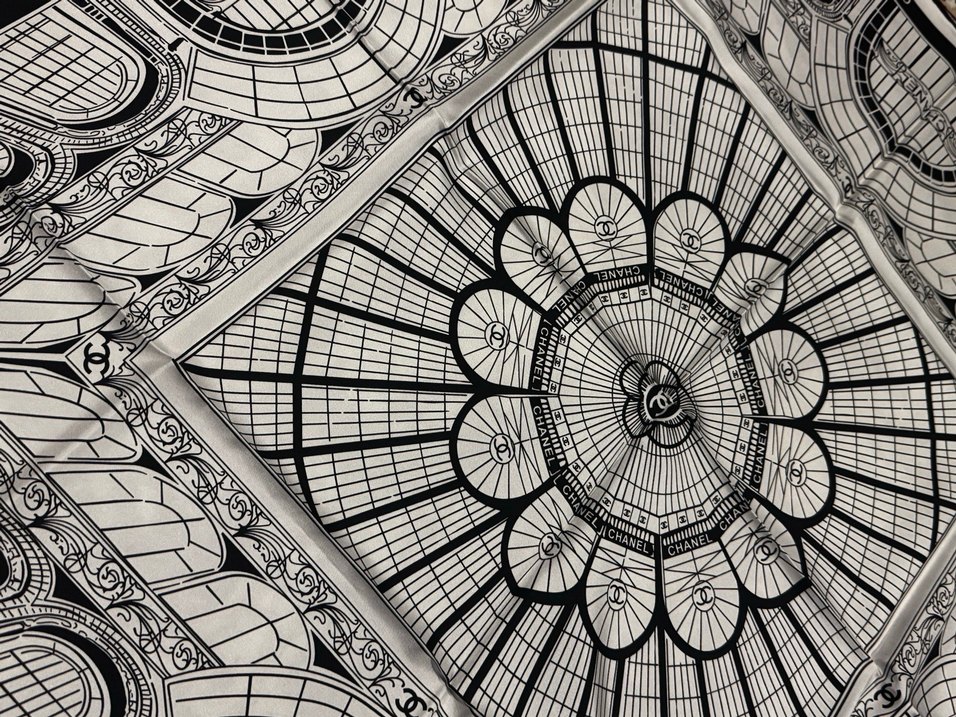 Kadın Gri Pilili İpek twill eşarp - Görsel 3