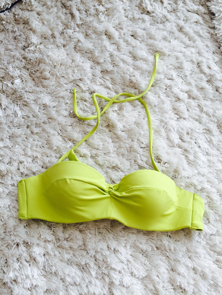 Oysho bikini üstü