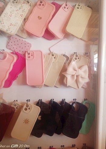 Bej Fiyonk Detaylı Bohem Telefon Kılıfı