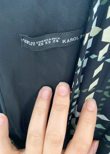 Kadın Siyah Pilili Mini Tulum V Yaka - Görsel 3