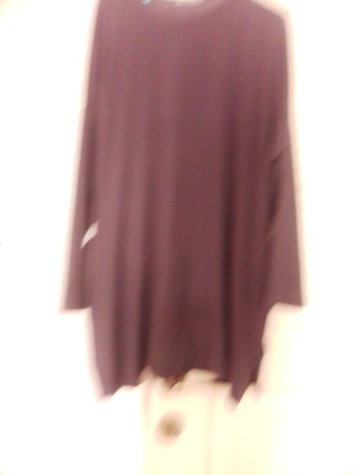 Siyah Beyaz Çizgili V Yaka Kadın Gömlek - Görsel 2