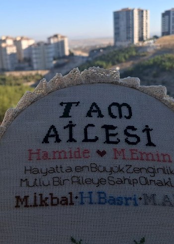 Beden Nakışlı Tam Ailesi Süsü