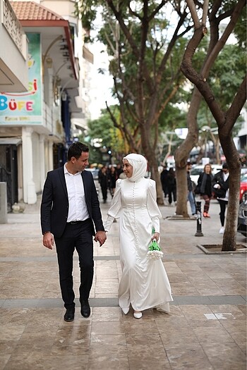 Nikah elbisesi