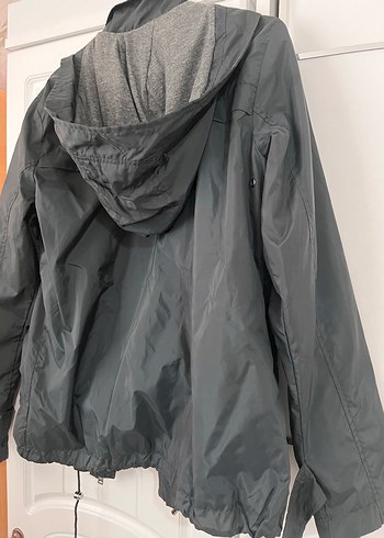 Haki yeşil Midi Boy kadın yağmurluk Fermuarlı - Görsel 2