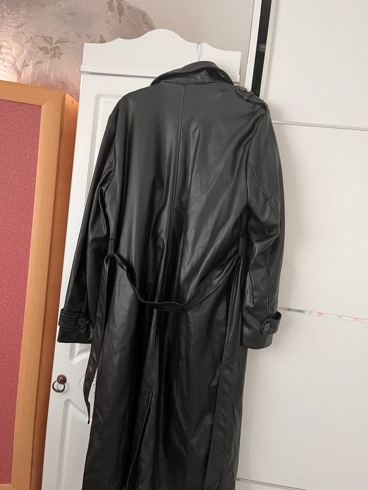 Siyah Uzun Deri Kadın Ceket - Görsel 3