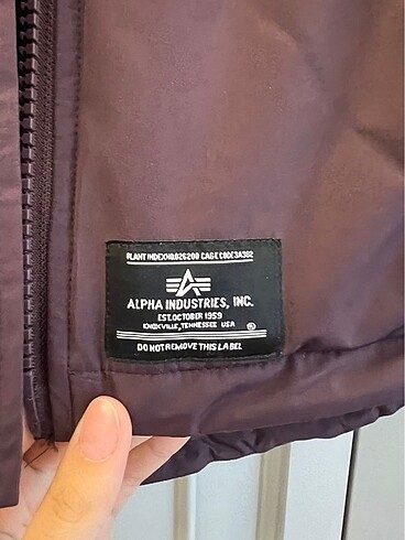 m Beden Alpha industries