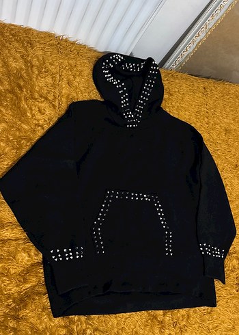 Zara Zımba Detaylı Siyah Kapüşonlu Sweatshirt - Görsel 2