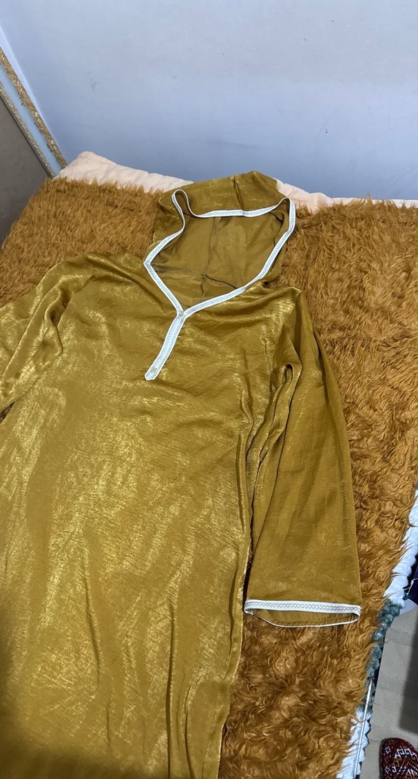 Altın Rengi İpek, V Yakalı, Salaş Kadın Uzun Elbise - Görsel 3