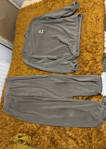 Koreden aldım Pijama Takımı yumuşacık - Görsel 2