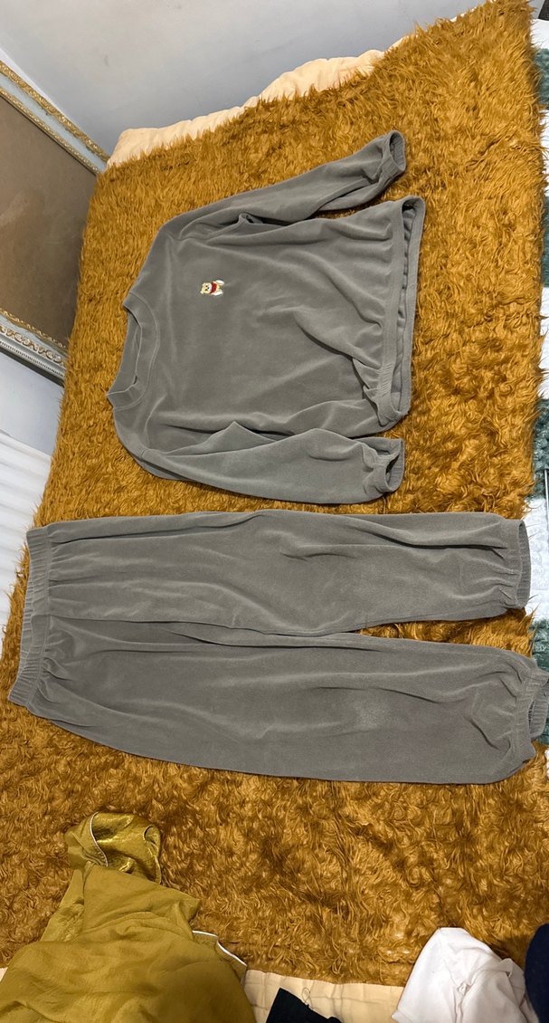 Koreden aldım Pijama Takımı yumuşacık - Görsel 2