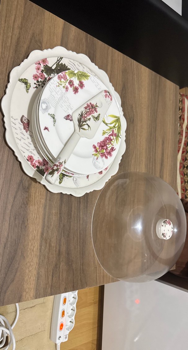 Çiçek Desenli Beyaz Porselen Pasta tabağı Takımı - Görsel 2