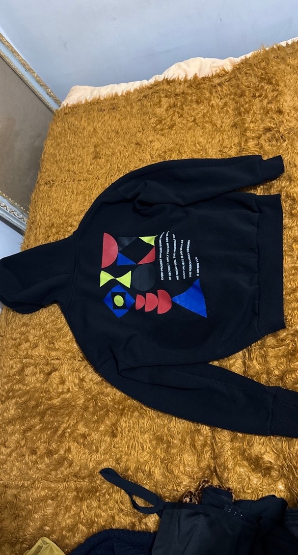 Siyah Kapüşonlu Kadın Sweatshirt - Görsel 3