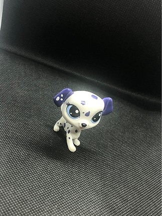  Miniş