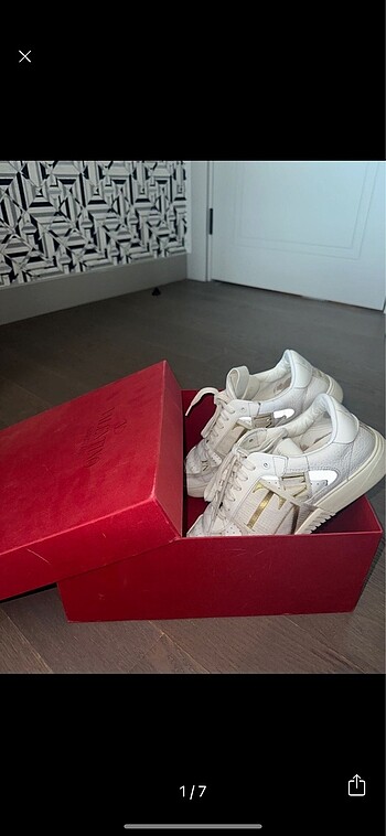 Valentino sneaker 39 numara orijinal beymenden
