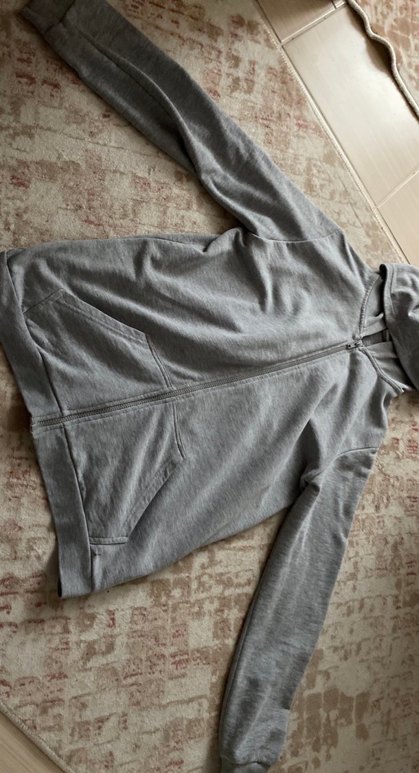 Gri Kapüşonlu Fermuarlı Erkek Polar - Görsel 2