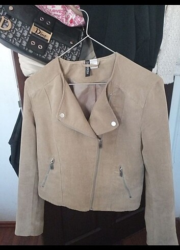 H&M mont