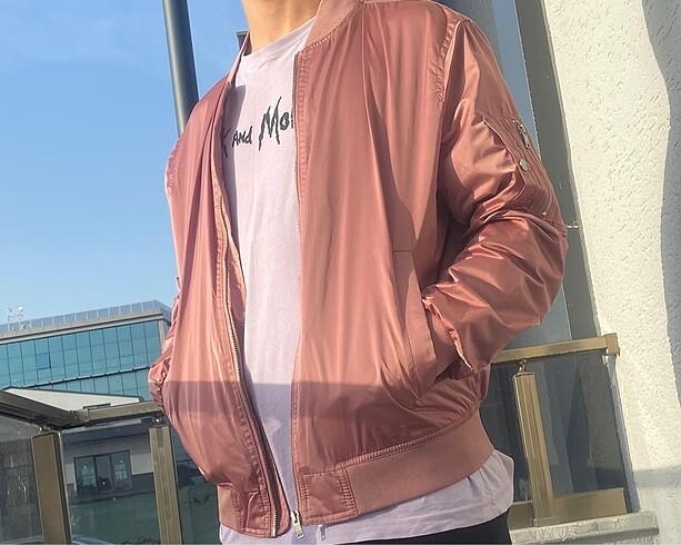 m Beden pembe Renk Bershka Hafif Bomber Ceket