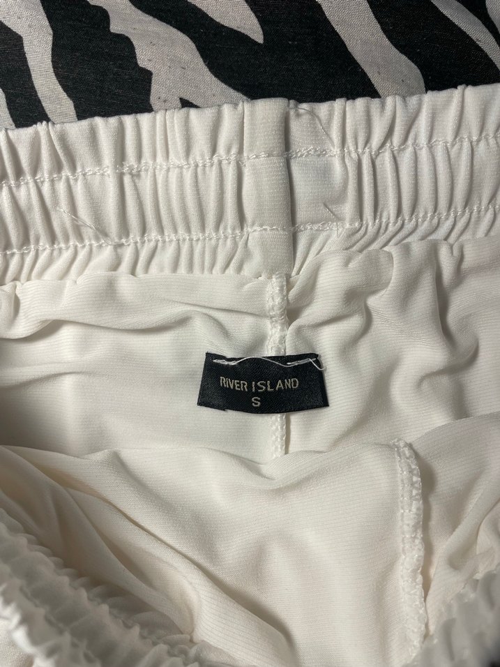 Beyaz Pliseli Mini Şort Etek - Görsel 4