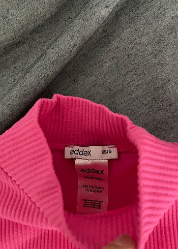 Pembe Crop Top - Görsel 2