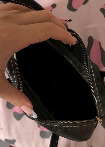 Koyu Siyah Deri Kadın Omuz Çantası - Görsel 3