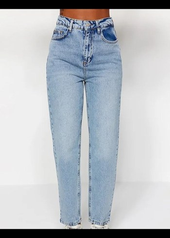 Mavi Regular Fit Kadın Midi Boy Jean
