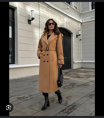 Elif Özbey Camel Apoletli Premium Kaban
