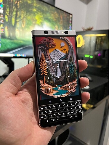 Blackberry keyone