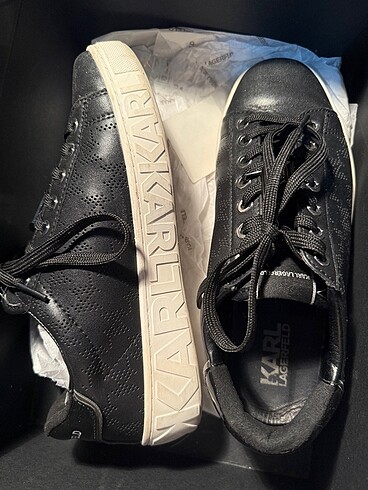 37 Beden Karl Lagerfeld Kadın Sneaker