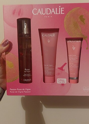 Caudalie Rose De Vigne Üçlü Bakım Parfüm Seti