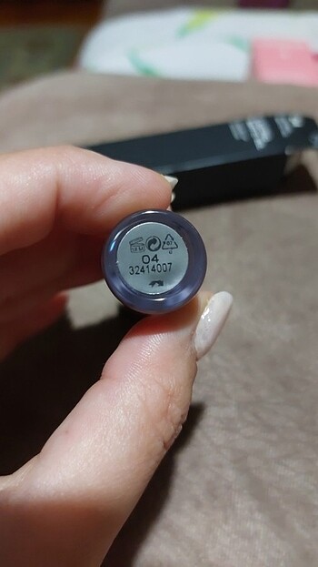  Beden çeşitli Renk Kiko Lasting Matte Veil Likit Ruj 04 Milk Chocolate