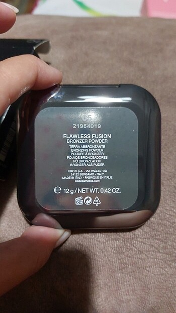  Beden Kiko Flawless Fusion Bronzer 05