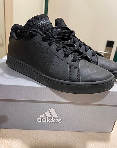 Adidas Kadın Spor Ayakkabı