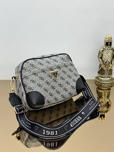 Diğer Guess kadın çanta